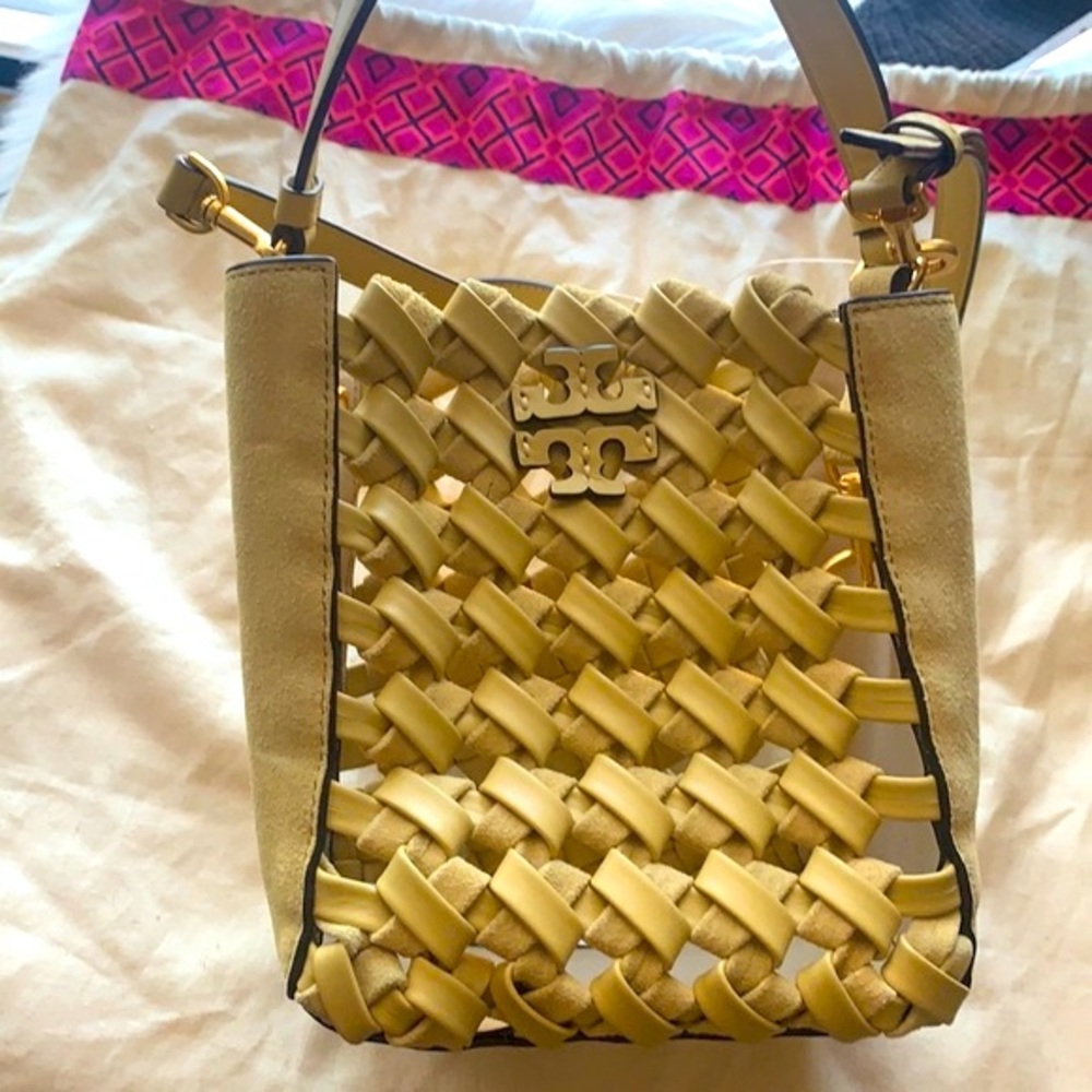 Tory Burch McGraw Woven Embossed Small Bucket Bag